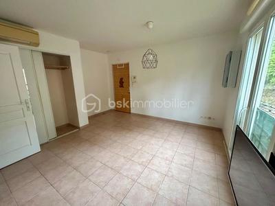 Studio - 23 m² - 1 pièce