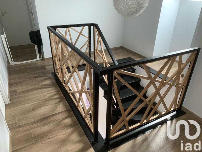 Maison - 170 m² - 5 pièces