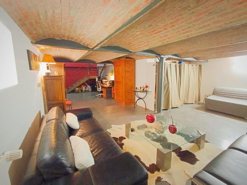 Loft - 198 m² - 7 pièces