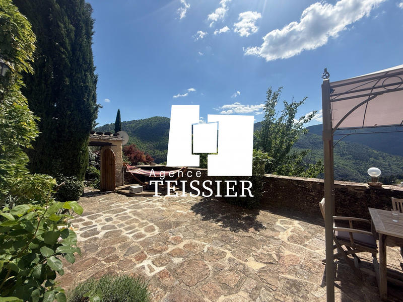 Maison - 115 m² - 4 pièces