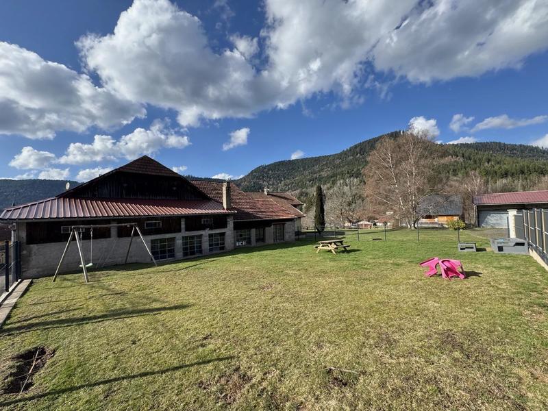 Maison - 188 m² - 10 pièces