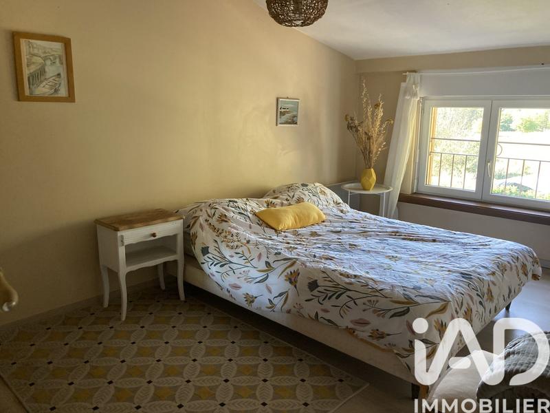 Maison - 259 m² - 9 pièces