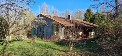 Maison - 150 m² - 8 pièces