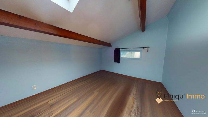 Maison - 165 m² - 8 pièces