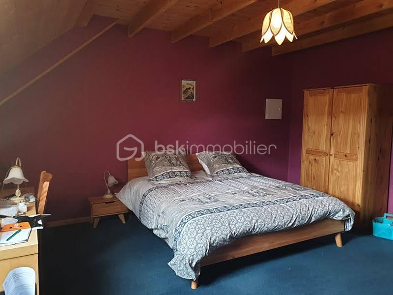 Maison - 435 m² - 12 pièces