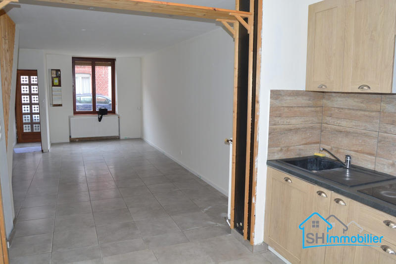 Maison - 80 m² - 5 pièces