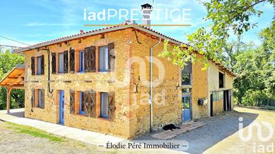 Maison - 236 m² - 6 pièces