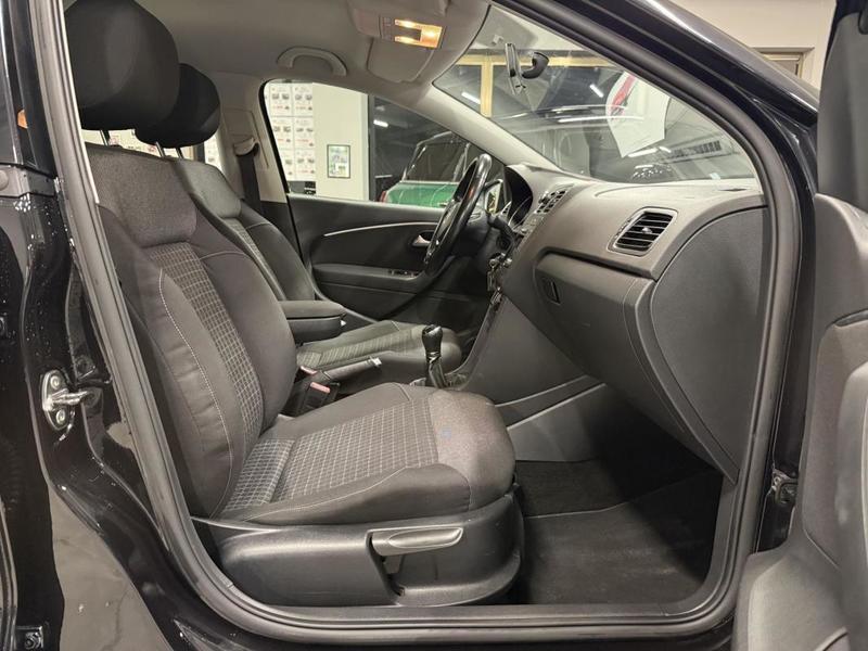 Volkswagen Polo V 1.2 Tsi BlueMotion - 90 6r Confortline Phase 2 / Garantie 12 Mois