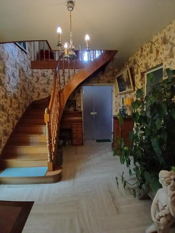 Maison - 145 m² - 6 pièces