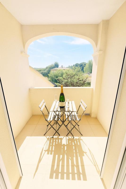 Maison - 205 m² - 6 pièces