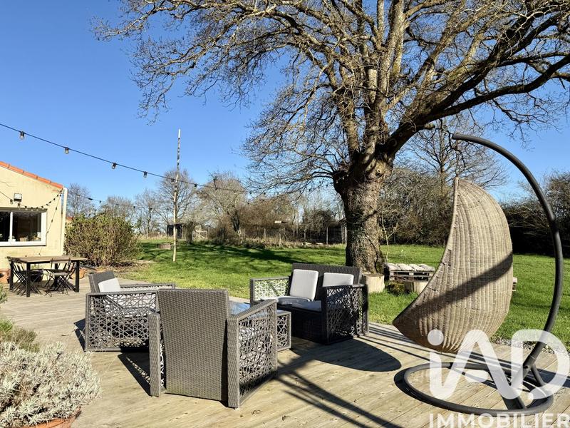 Maison - 180 m² - 7 pièces