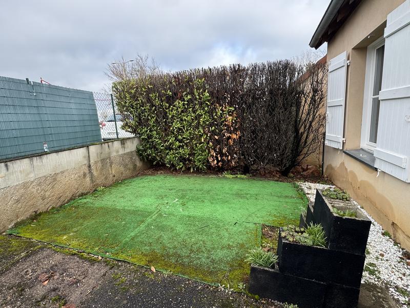 Maison - 90 m² - 6 pièces