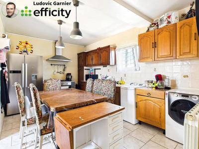 Maison - 70 m² - 4 pièces