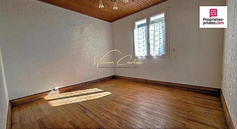 Maison - 95 m² - 5 pièces