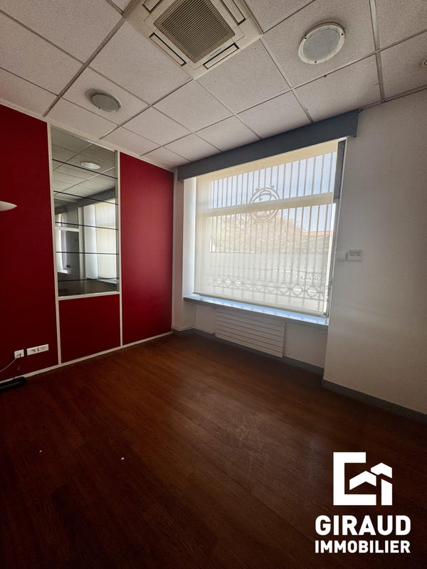 Local commercial - 538 m²