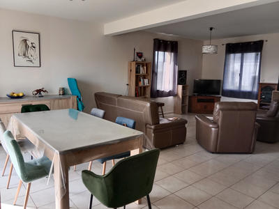 Maison - 103 m² - 5 pièces