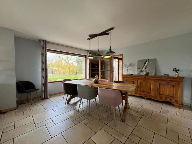 Maison - 180 m² - 6 pièces