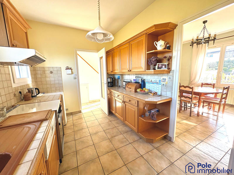 Maison traditionnelle - 130 m² - 6 pièces