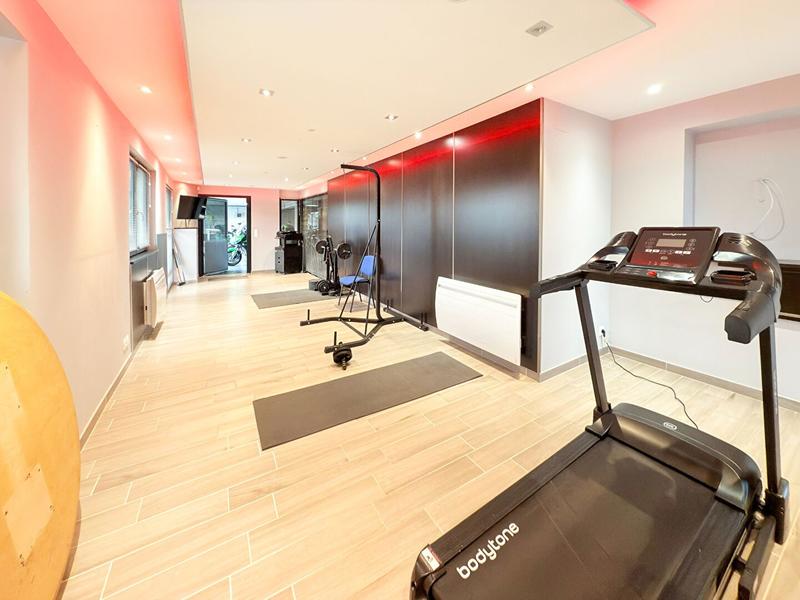 Immeuble - 1 400 m²