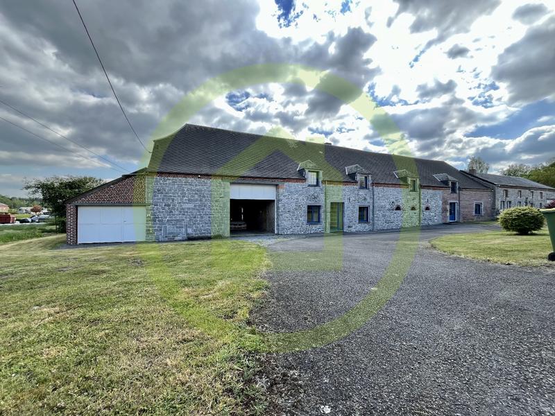 Maison - 376 m² - 7 pièces