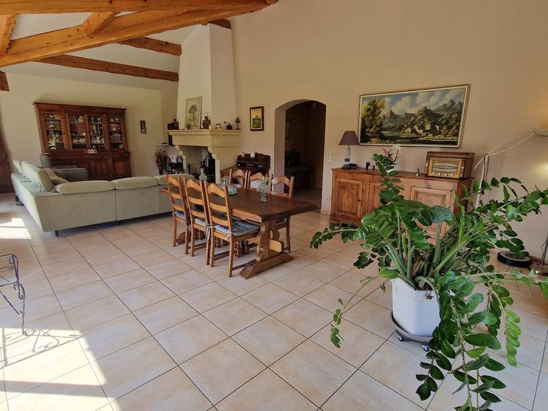 Villa - 192 m² - 5 pièces