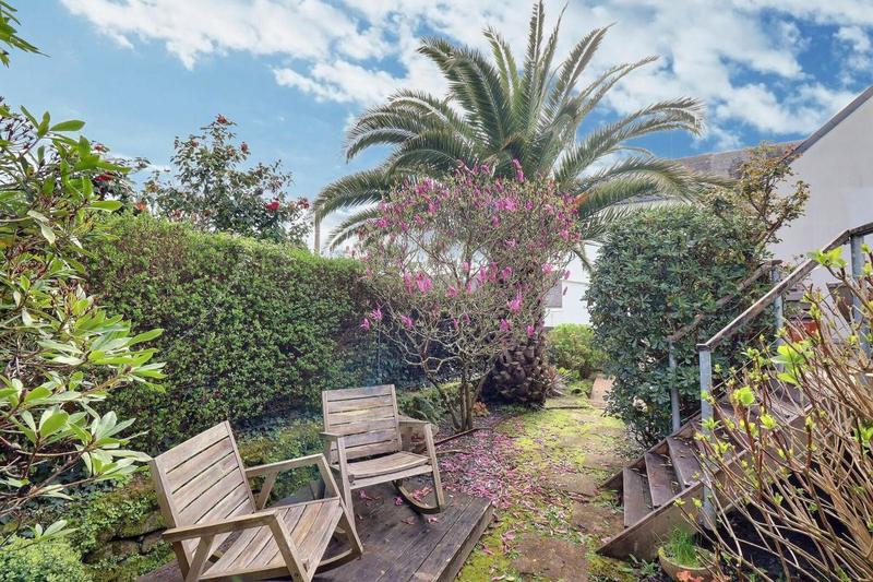 Maison - 186 m² - 6 pièces