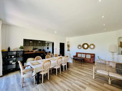 Maison de maîtres - 430 m² - 10 pièces