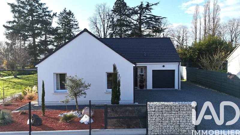 Maison - 98 m² - 5 pièces