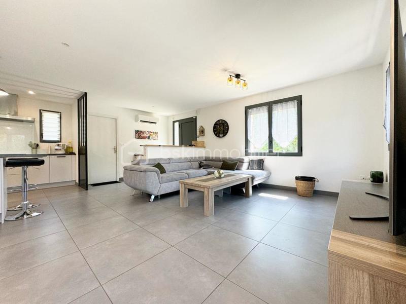 Maison - 200 m² - 4 pièces