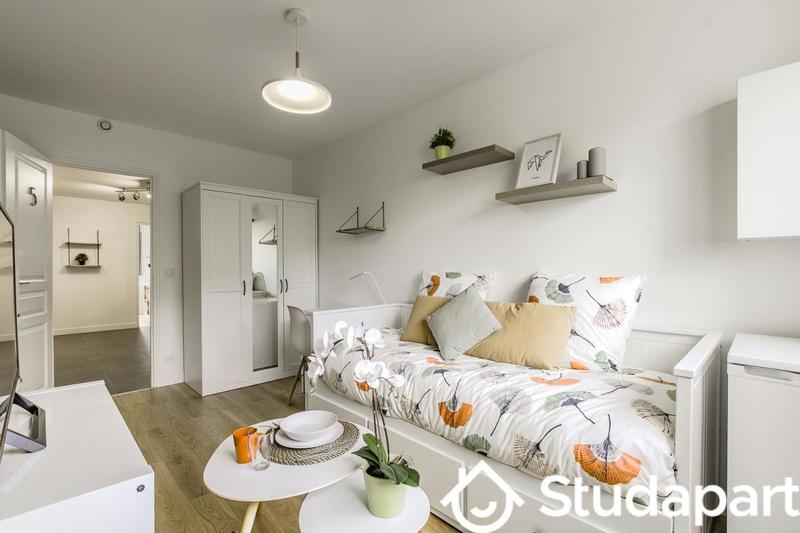 Chambre - 12 m² - 1 pièce