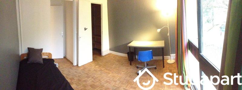 Appartement - 95 m² - 5 pièces