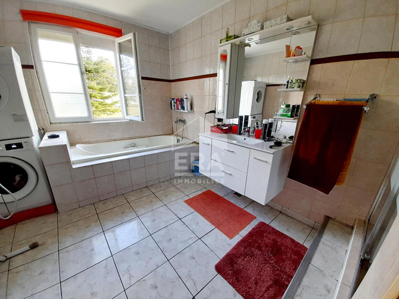 Maison - 107 m² - 5 pièces