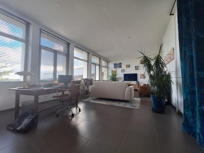 Maison - 408 m² - 11 pièces