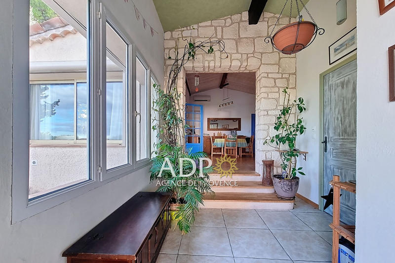 Maison - 104 m² - 4 pièces