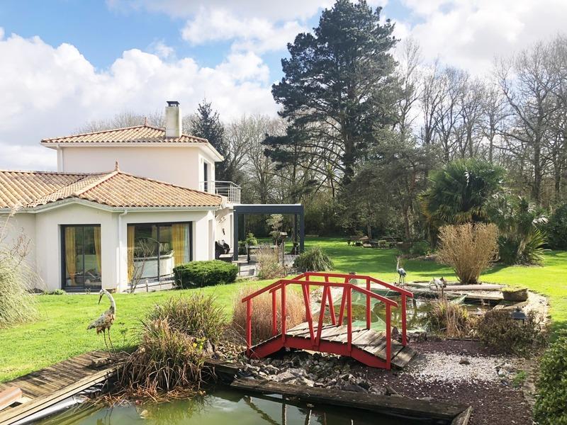 Maison d'architecte - 177 m² - 6 pièces