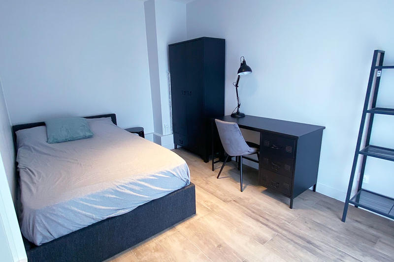 Appartement - 117 m² - 6 pièces