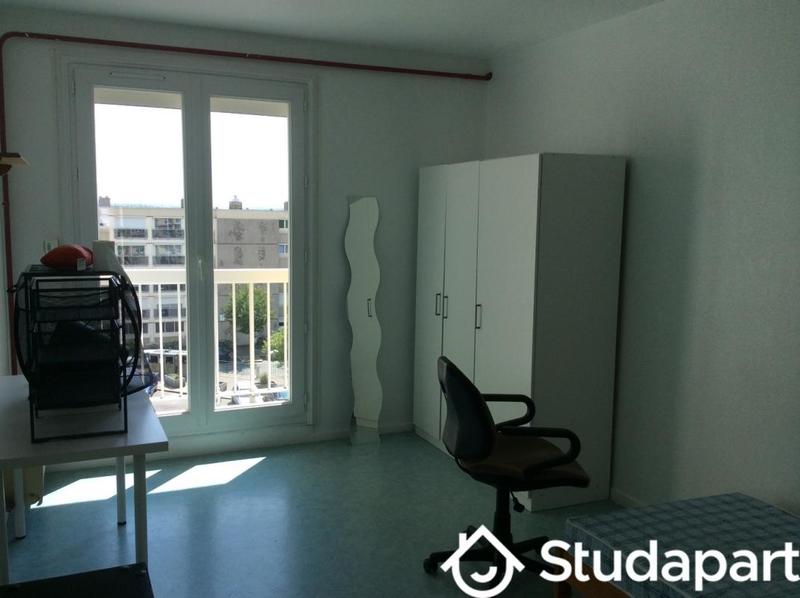 Chambre - 11 m² - 1 pièce