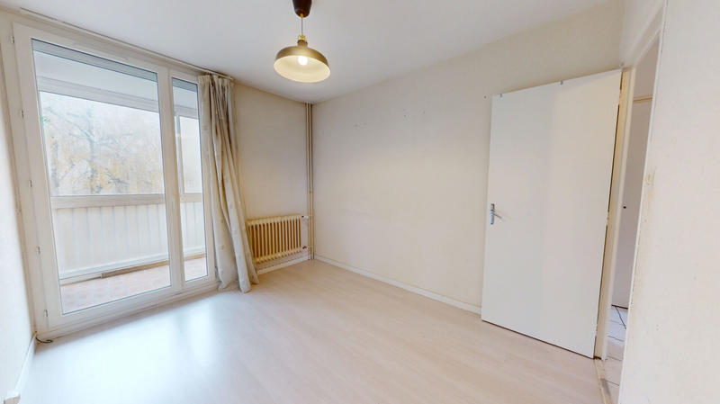 Appartement - 82 m² - 5 pièces