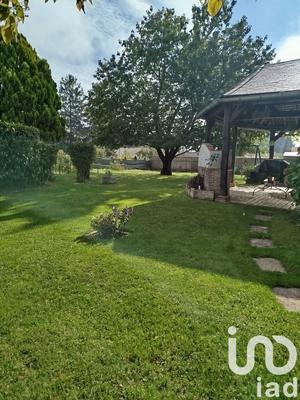 Maison - 265 m² - 7 pièces