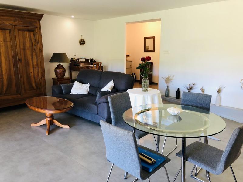 Corps de ferme - 200 m² - 6 pièces