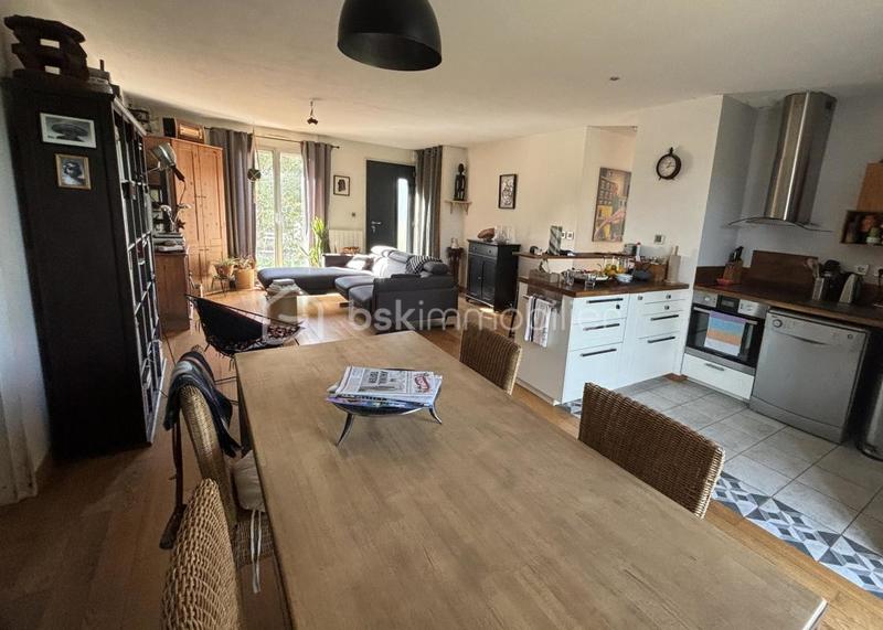 Pavillon - 120 m² - 6 pièces