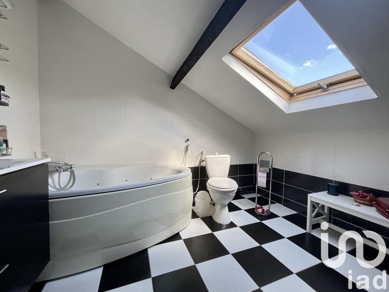 Maison - 135 m² - 7 pièces