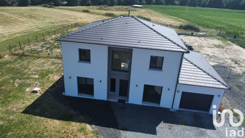 Maison de maîtres - 195 m² - 7 pièces