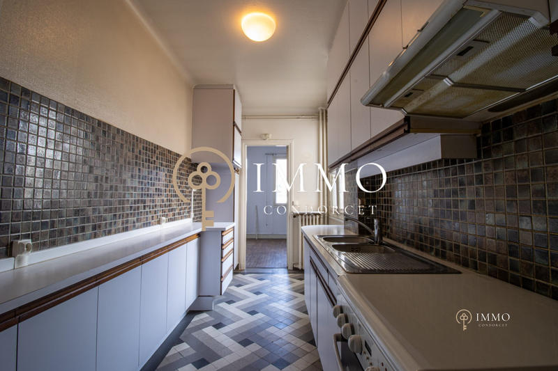 Appartement - 138 m² - 7 pièces