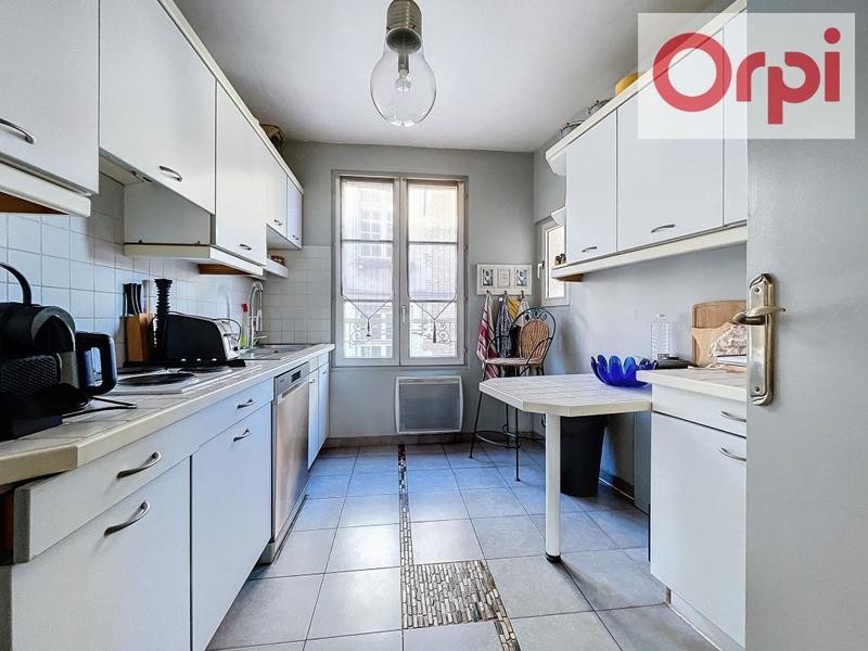 Appartement - 72 m² - 3 pièces