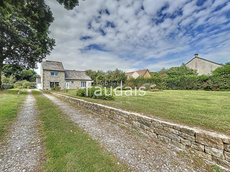 Maison - 138 m² - 7 pièces