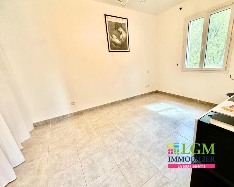 Villa - 206 m² - 6 pièces