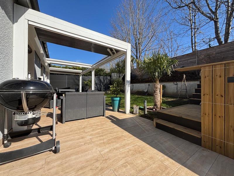 Maison - 163 m² - 7 pièces