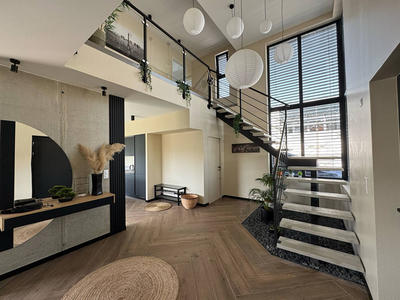 Maison - 170 m² - 6 pièces