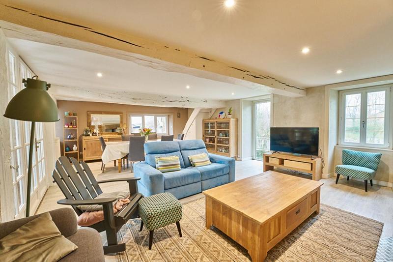 Maison - 203 m² - 7 pièces